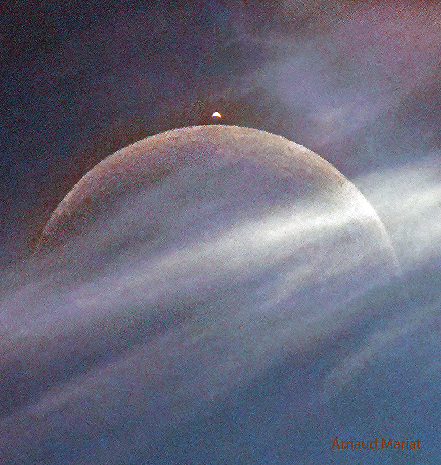 ◎ 白晝的掩食:月球掩蔽金星。